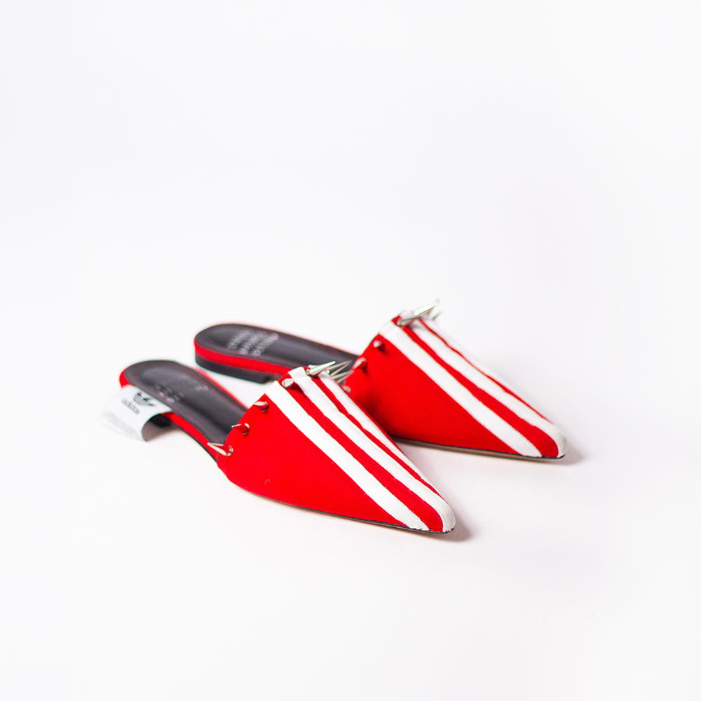 AdidaSpino1000x1000_0000_1.jpg